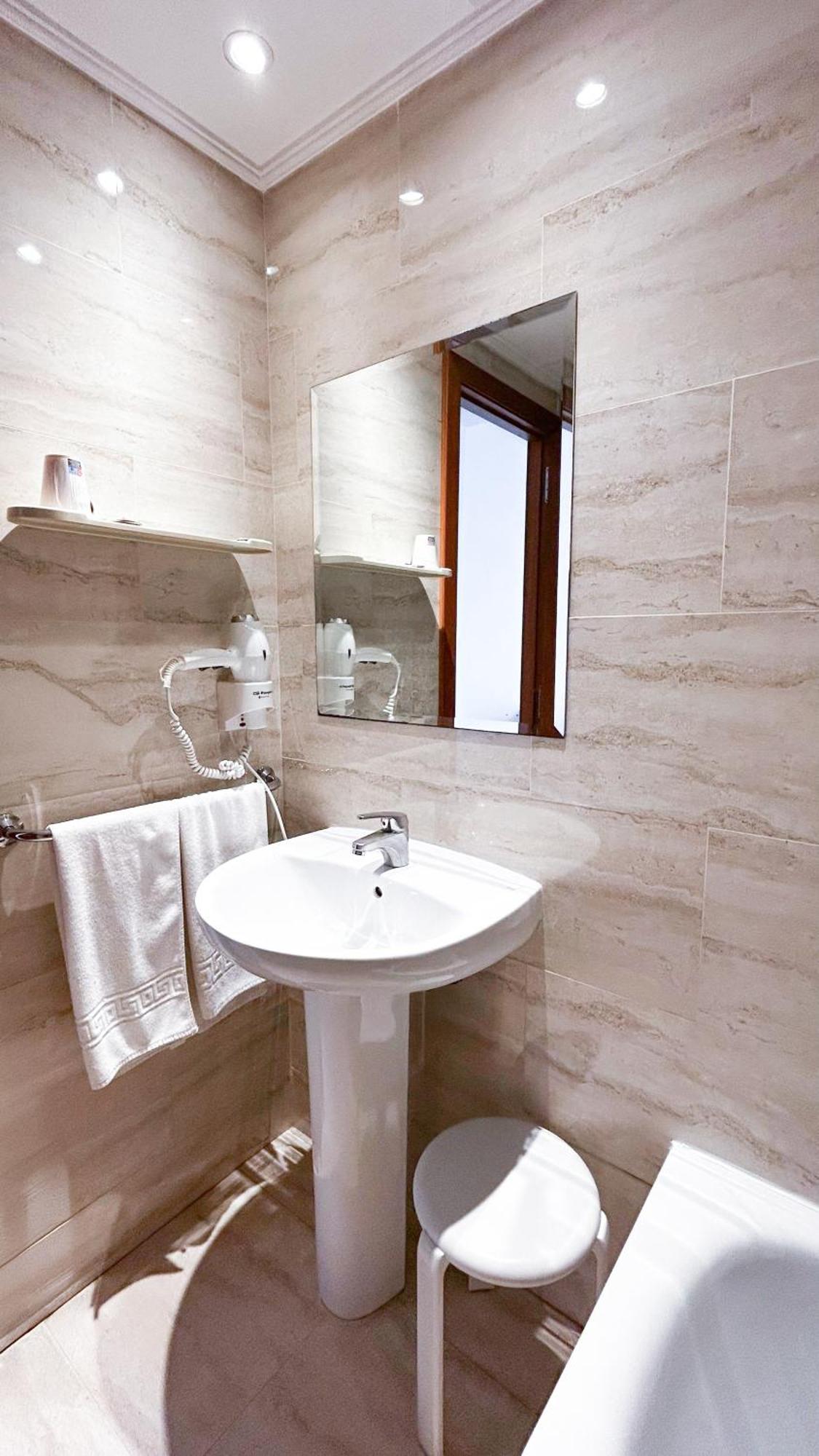 Hotel Primavera เบนิดอร์ม ภายนอก รูปภาพ